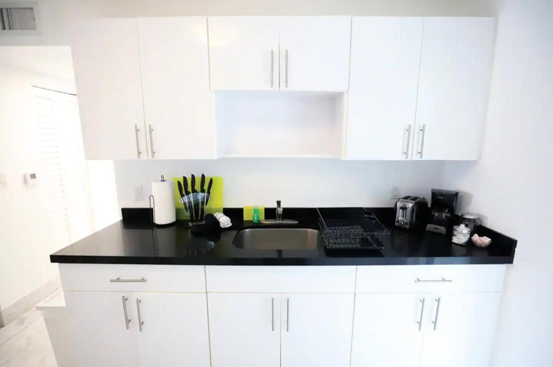 South Beach 2 Bedroom Family & Pet Friendly Apartment With Balcony & Free Parking Miami Beach Zewnętrze zdjęcie
